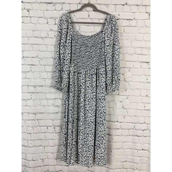 J Crew J. Crew Floral Smocked Midi Dress in Antique Navy Print Boho - Picture 6 of 15
